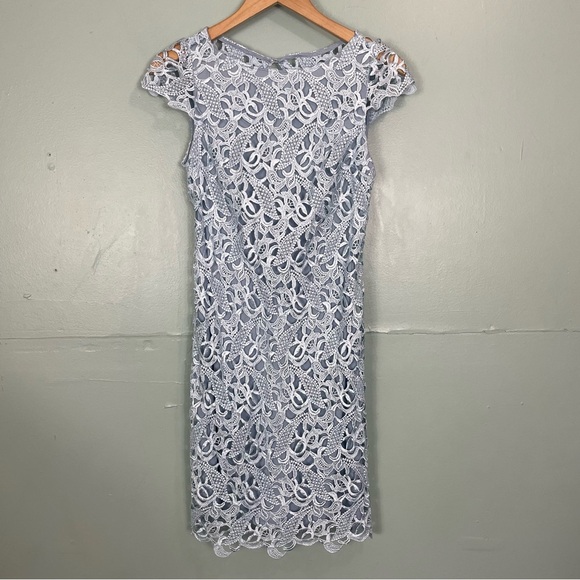 Alice + Olivia Clover Laced Mini Dress Baby Blue Back Cutout Cocktail Size 4 - Picture 4 of 11